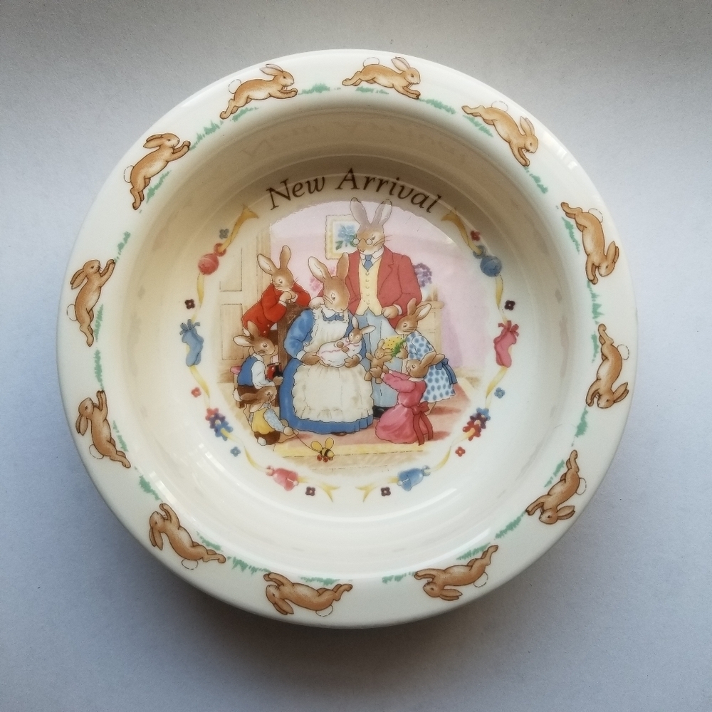 Vintage Royal Doulton "New Arrival " Bunnykins Soup/Cereal Bowl